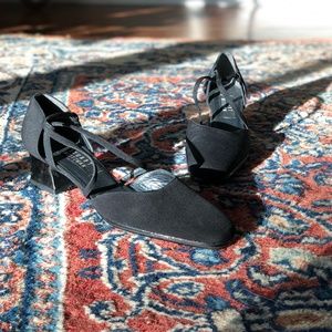 Staurt Weitzman Vintage Low Block Pumps sz 8AA